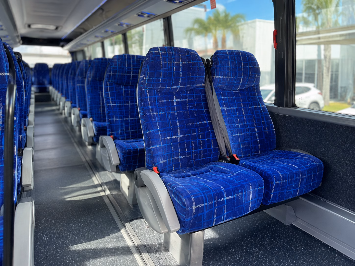airport transfer buses for out of town wedding guests