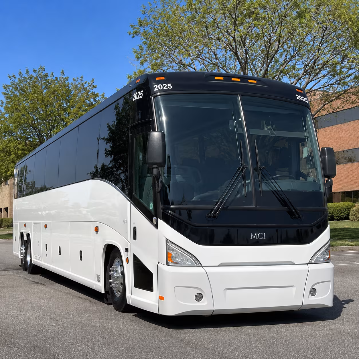 balloon and wine festival buses to lake skinner
