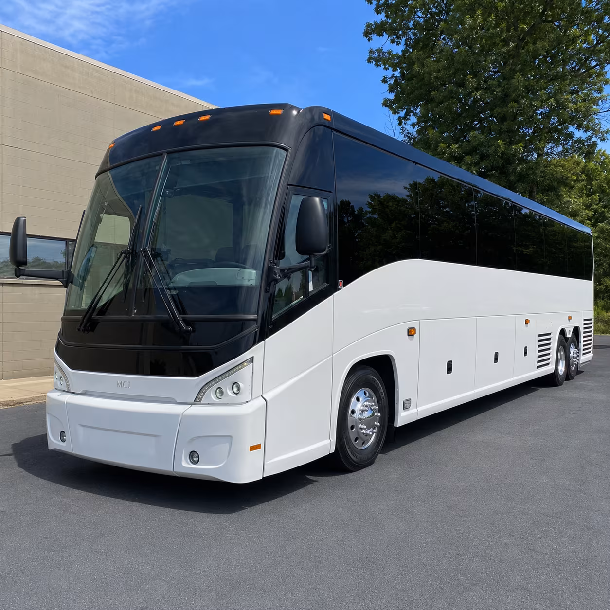 concert shuttle buses to viejas arena and petco park in san diego