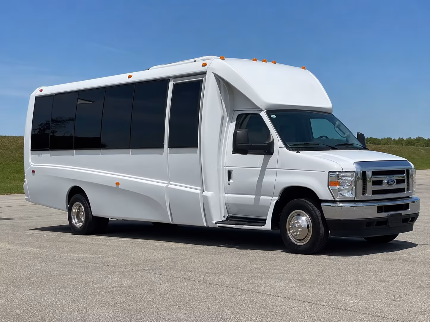 murrieta concert party bus rental